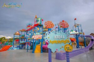 Andamanda Phuket Water Park Ticket in Phuket - Relaxation zones and swim-up bars: where the heat stops bothering you