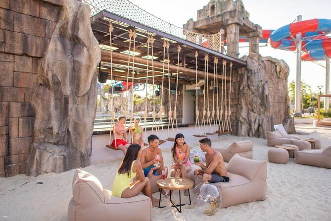 Andamanda Phuket Waterpark Admission Ticket - Comfort at the park: lockers, cabanas, and dining that keep you sane