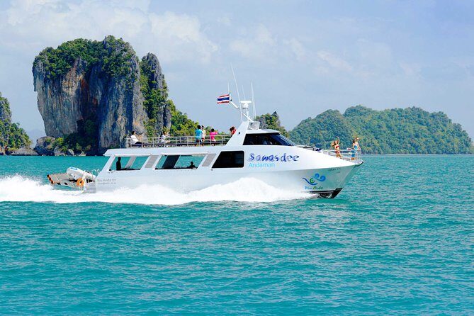 Blu Anda Catamaran to Phi Phi from Phuket - Loh Lana (Lana Bay): the snorkeling stop people come for
