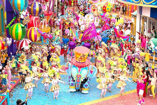 Carnival Magic Phuket Ticket Includes Dinner and Transfer - Walking, steps, and the park’s circuitous flow