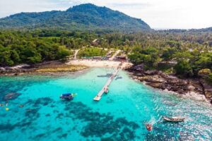 Coral Island by Speed boat from Phuket - Entering Coral Beach Club: White Sand, Gear, and the Lunch Rhythm