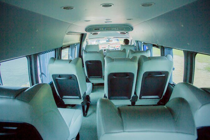 Departure Private Airport Transfer : Phuket Hotel to Phuket Airport - The driver experience: vetted, licensed, and mostly very friendly