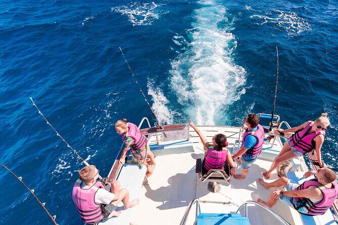 Fishing Day trip with Lunch - Small group cap: why max 15 people can matter on the water