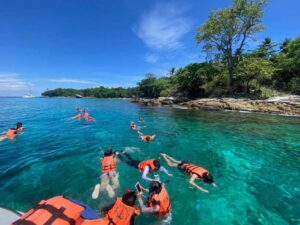 From Phuket: Raya, Coral & Maiton Island Day Trip w/Transfer - Racha Island and the bay stops: spotting fish before lunch