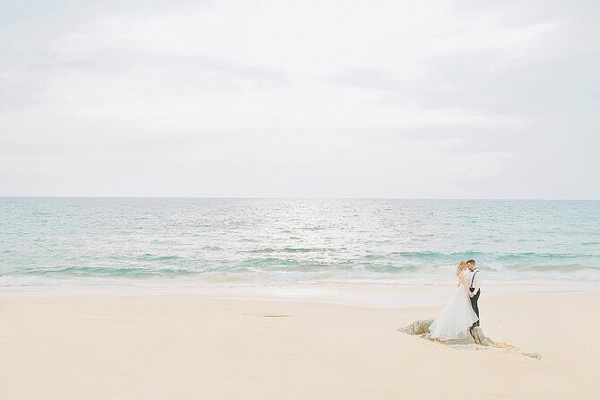 Holiday travel photoshoot in Phuket - How the Meet-Up Works (and How to Make It Easy)