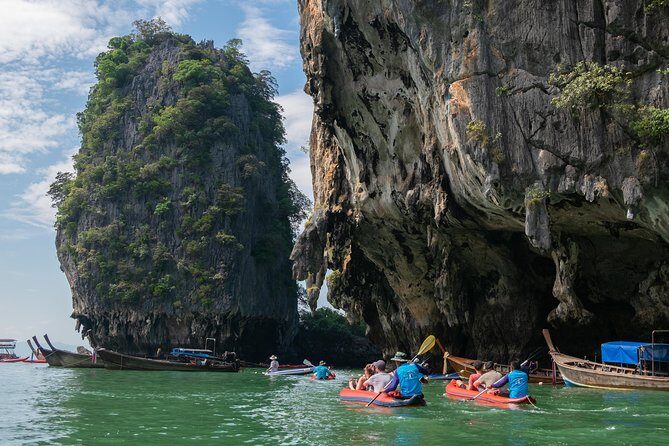 Hong by Starlight: Sea Cave Kayaking and Loy Krathong Floating - Wildlife spotting: what you might see and how to time your attention