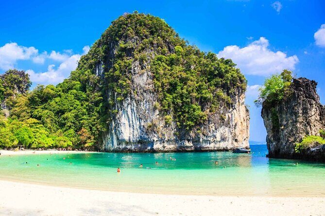 Hong Krabi & James Bond Islands Adventure Tour by Speedboat - Royal Phuket Marina start: getting aboard without the fuss