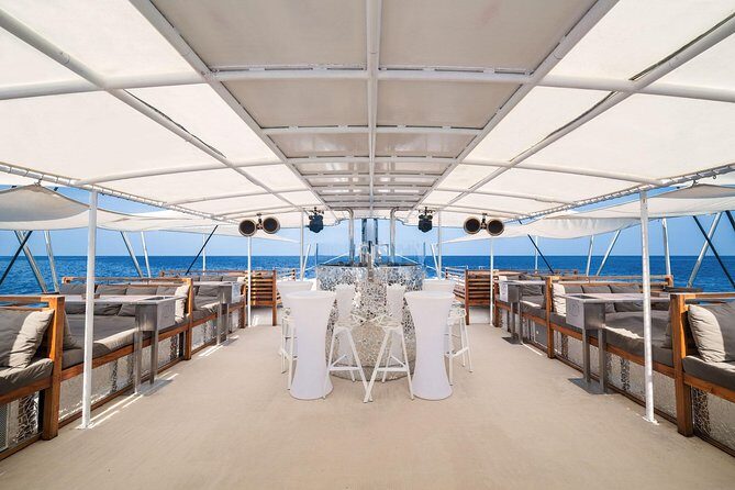 Hype Boat Club: Phuket 's Most Unique Catamaran Experience - The Sunset Angle: How the Day Flows After You’ve Swum