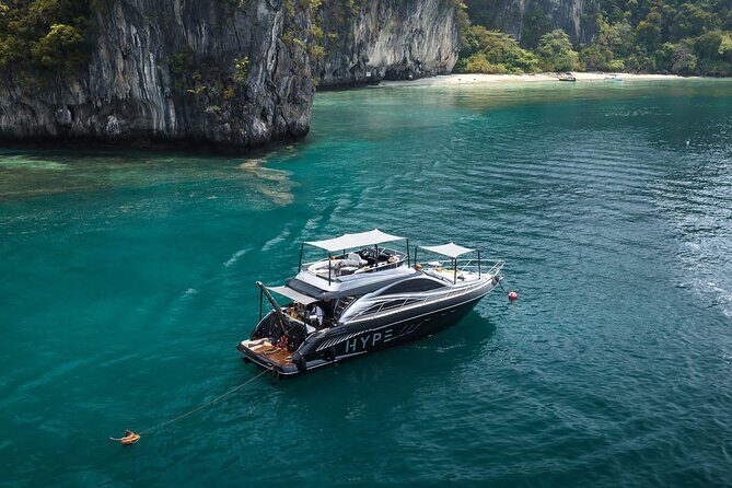 Hype Yacht : VIP Tour Phi Phi Island & Maya Bay from Phuket - Royal Phuket Marina check-in: welcome towel, cocktail, and finding your spot