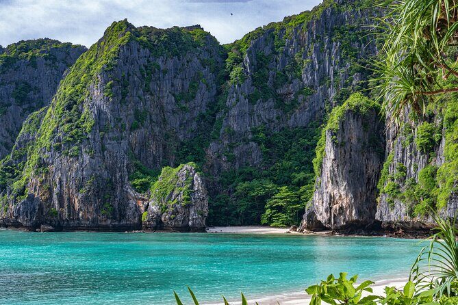 Hype Yacht : VIP Tour Phi Phi Island & Maya Bay from Phuket - What you actually get for $277: the value breakdown