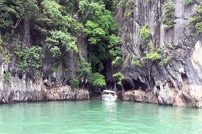 James Bond Island by Speedboat - Panyee Island floating lunch: the break you’ll be glad you planned for