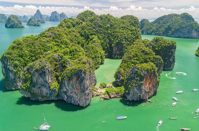 James Bond Island by Speedboat and Canoe at Hong Island - Koh Panak Cave: a short island circuit and cave viewpoints