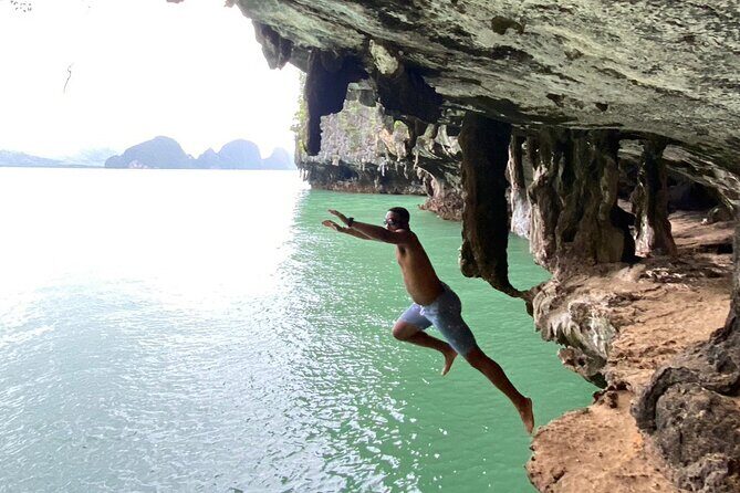 James Bond Island Private Boat Tour - Getting started at 5 Star Marine: briefing, drinks, and luggage sanity