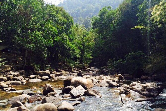 James Bond Island Sightseeing Tour by Longtail Boat from Phuket - Khao Phing Kan and Ko Ta Pu (Ko Tapu): the limestone postcard stop