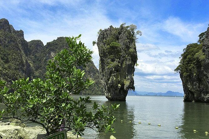 James Bond, Panak and Hong Island Trip + 2 Canoeing By Big Boat From Phuket - Hong Island Lagoons: Another Canoe Run, Same Magic