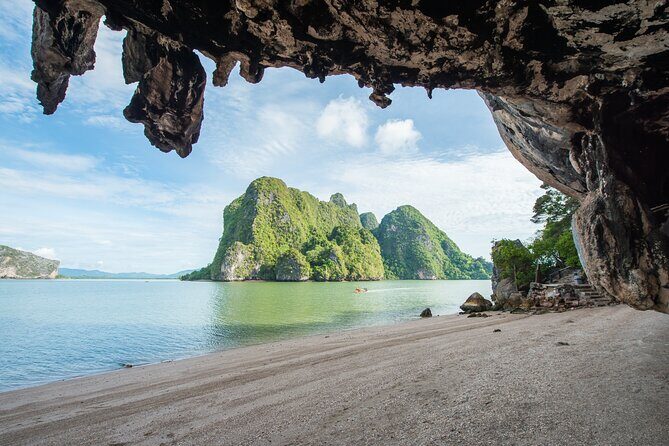 James Bond Twilight Sea Canoe and Glowing Plankton from Phuket - Panak Island and Koh Panak Cave: finishing with more cave-style scenery