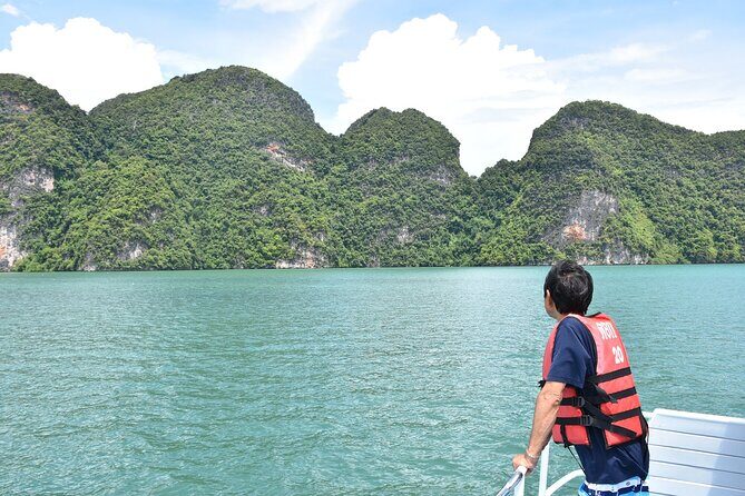 John Gray’s Private Hong by Starlight Tour with Sea Cave Kayaking - Exploring the Phang Nga Bay caves and hongs by day