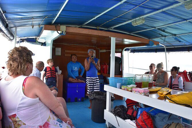 John Gray’s Private Hong by Starlight Tour with Sea Cave Kayaking - The stop that people remember: the caves that feel like a night show