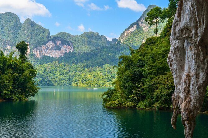 Khao Sok National Park & Samet Nangshe Private Tour from Phuket - Kayaking and floating-bungalow style relaxation on the lake