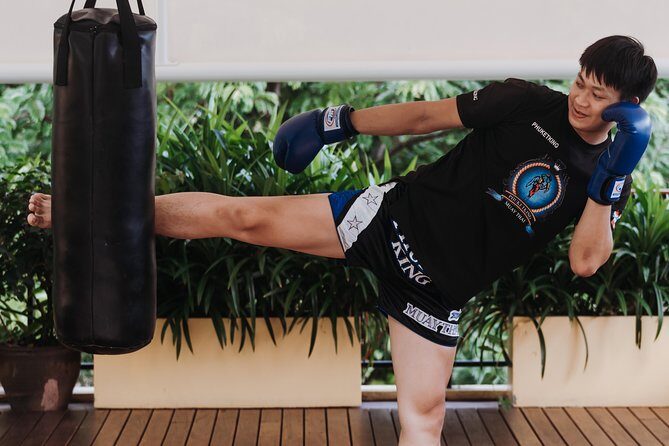 Muay Thai Boxing Class for Beginners - Technique Coaching Without the Guesswork