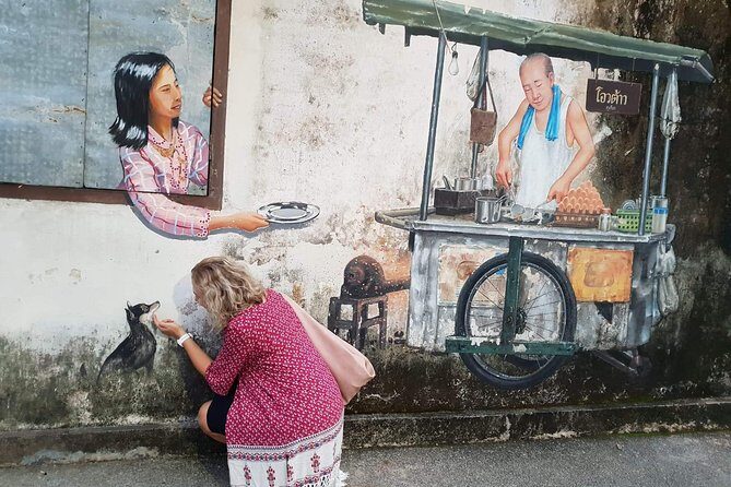 Old Town Cultural Heritage Tour of Phuket - Why this Old Phuket Town tour feels different at night