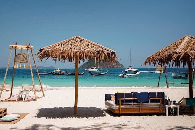 OMBRE Yacht Cruise to Racha & Coral Islands - Group size and comfort: what up to 40 people changes