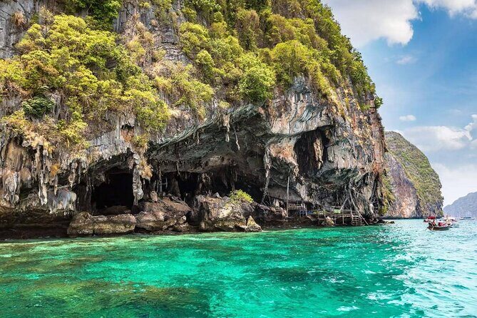 Phi Phi & Bamboo Islands Snorkeling Tour w/ Fins by Speedboat - Phi Phi Don Lunch at Ton Sai Bay: Where the Break Actually Works