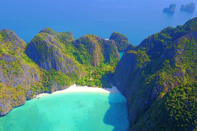 Phi Phi Islands Adventure Day Trip w/ Seaview Lunch by V. Marine - Snorkeling Gear and Boat Comfort: The Stuff That Makes It Work