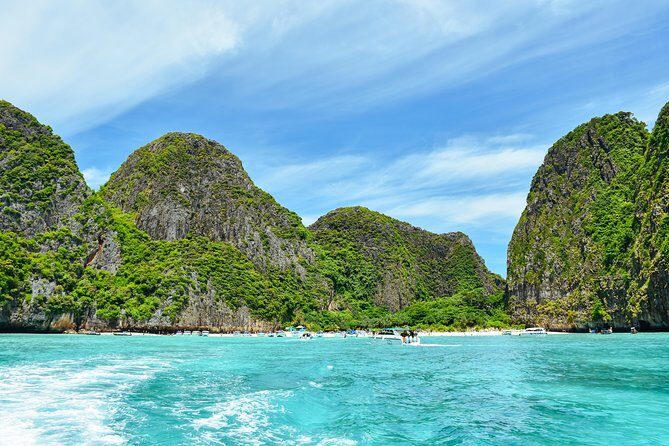 Phi Phi Islands PRIVATE SPEEDBOAT TOUR - A full Phi Phi Islands day, without the join-tour chaos