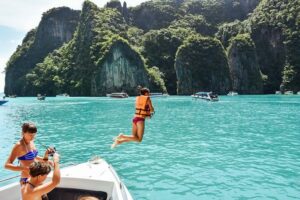 Phi Phi Islands PRIVATE SPEEDBOAT TOUR - Price and logistics: what you’re really paying for