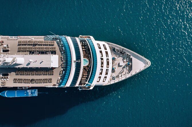 Phi Phi Islands Tour by Luxury Big Boat from Phuket - The luxury ferry yacht setup: seating, rooms, and “Silver vs Gold” differences