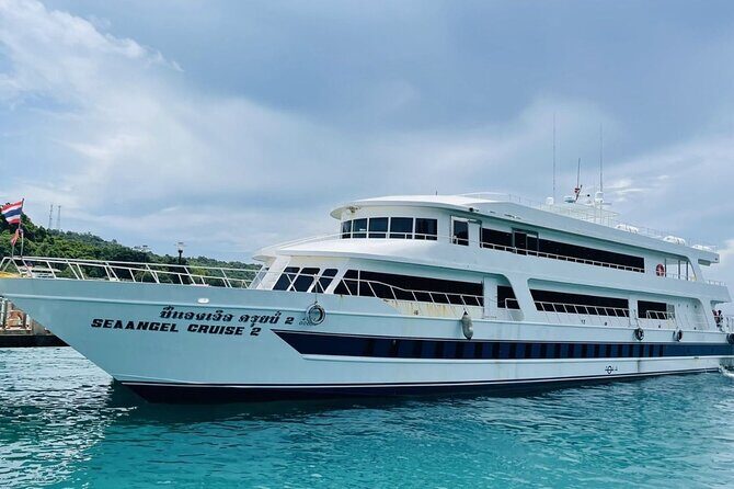 Phi Phi Islands Tour by Luxury Big Boat from Phuket - Lunch at Sea Society Restaurant: included food, but plan for buffet chaos