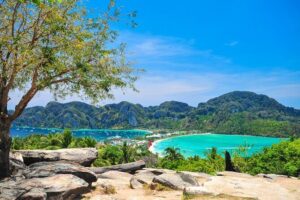 Phi Phi, James Bond & Krabi Overnight - Exclusive 2D1N - James Bond Island and Koh Panak Cave: limestone icons up close