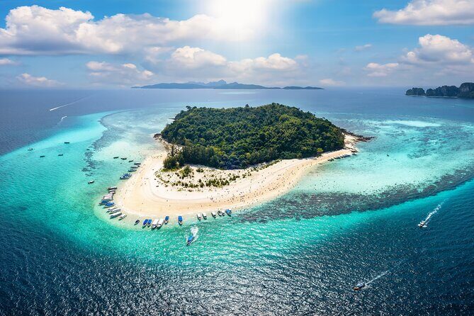 Phi Phi, James Bond & Krabi Overnight - Exclusive 2D1N - Ko Phi Phi Don snorkeling break near sharkpoint