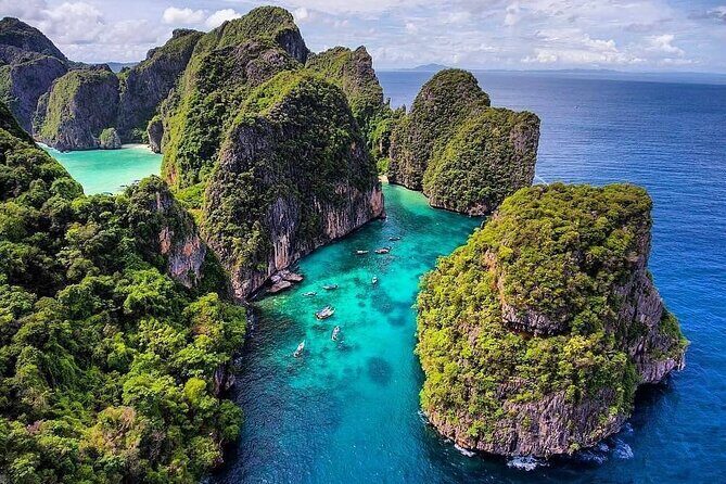 Phi Phi & Khai Islands Snorkeling Trip w/ Lunch and Fins by Speedboat - Khai Island’s white sand break on the last stretch