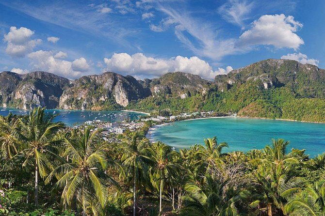 Phi Phi , Khai & Maya : Unforgettable Island Hopping by Speedboat - Viking Cave: a quick stop with a story behind the name
