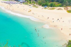 Phuket Beaches Experience - Karon Viewpoint: quick stop, big picture
