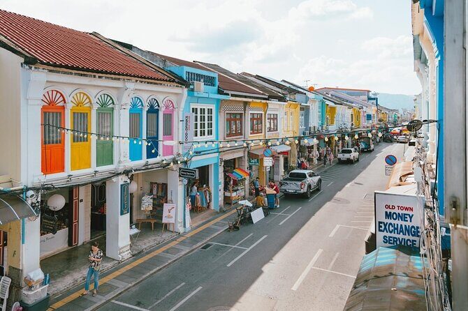 Phuket City Half-Day Guided Tour with Lunch and Pick-up - Getting There Comfortably: Pickup, Vehicle Time, and Surcharges