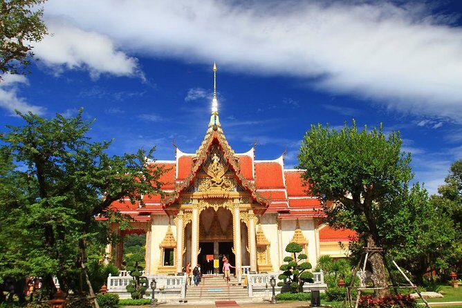 Phuket City Tour: Wat Chalong, Big Buddha and Landmark - Karon Viewpoint: Khao Saam Haad and the easiest big photos