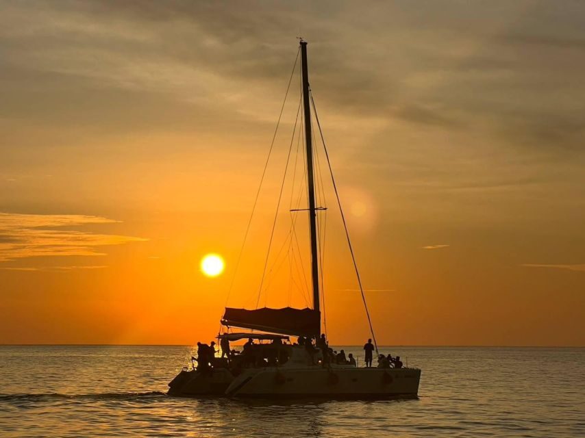 Phuket: Coral Island & Sunset Dinner by Sailing Catamaran - Coral Island (Koh Hey): what you’re actually doing on the island