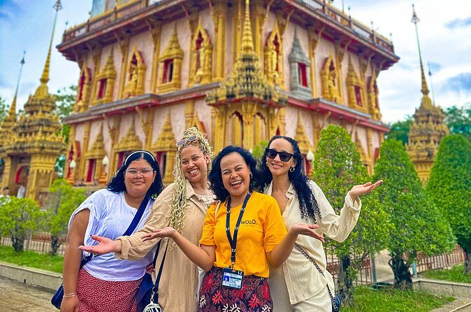 Phuket Cultural Experience - Chillva Market: the night market stop for food, fruit, and casual shopping