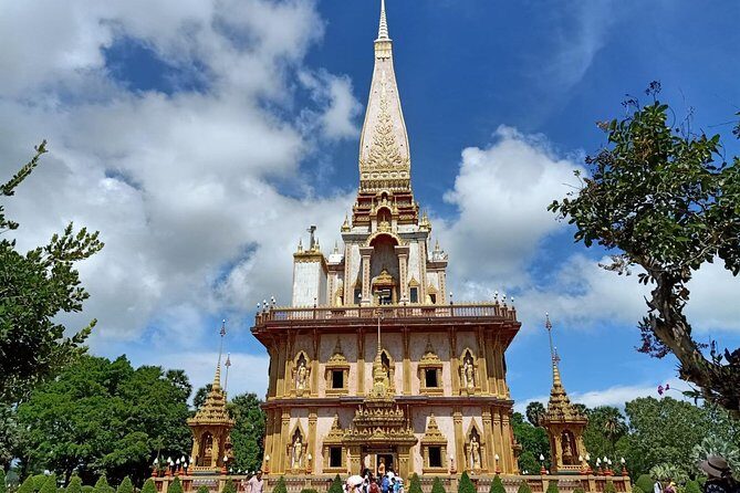 Phuket : Food | Art | Town : Travstore Original F.A.T Tour - A six-hour Phuket taste-and-art route that stays practical