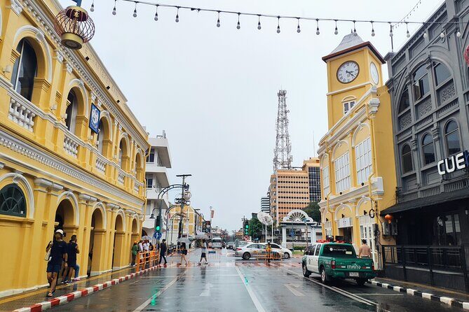 Phuket Food Tour and City Walk by Jane - Street-Food Brunch Highlights: Hokkian Noodles, A-pong, and Southern Thai variety
