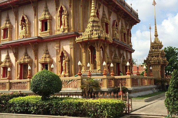 Phuket Full Day City tour & Lunch & Tiger Park - Big Buddha Phuket: the viewpoint + temple combo