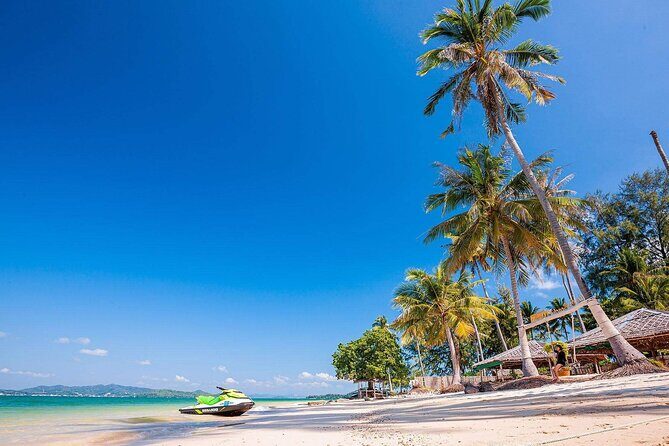 Phuket Jet Ski Tour to 5-8 Islands with Pickup and Transfer - Guides, safety briefings, and the name you’ll hear: Rocky
