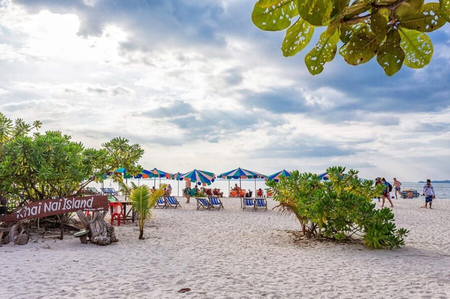 Phuket: Khai Islands Premium Full Day Excursion - Khai Nai Island cat time and the beachside buffet lunch