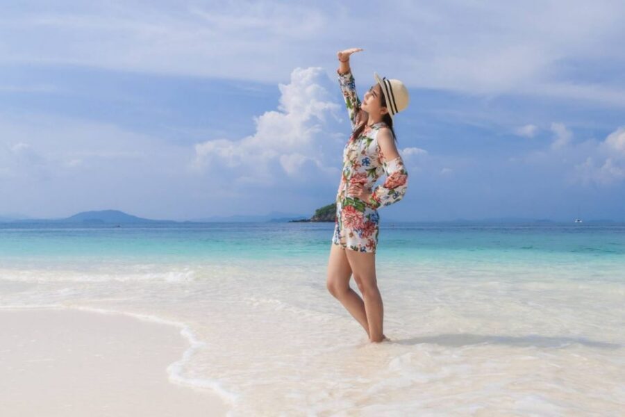 Phuket: Phi Phi Islands and Maya Bay Day Trip with Lunch - Getting started: AA Marina and morning coffee