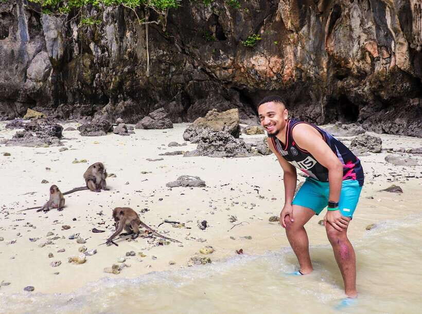 Phuket: PhiPhi, Maya Bay & Khai Island Day Tour with Lunch - Should You Book This Phi Phi and Khai Island Day Tour?