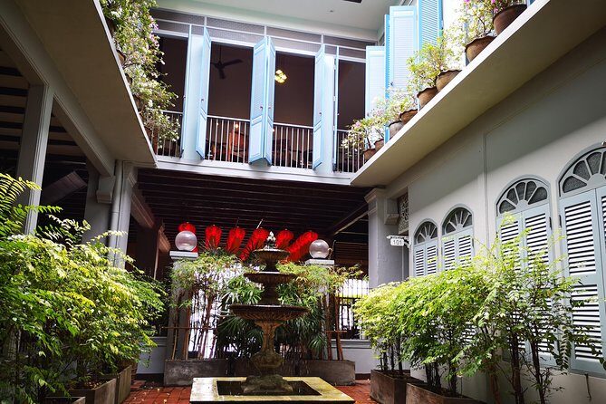 Phuket Private Local Guide Customized Sightseeing Tour (8 hrs) - Wat Chalong: sacred space with an easy, respectful visit