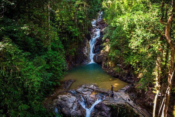 Phuket Rafting ATVing Flying Fox Full Day Activities By VIP Mini Van - Song Park white-water rafting: 5 km rapids and wet-gear strategy